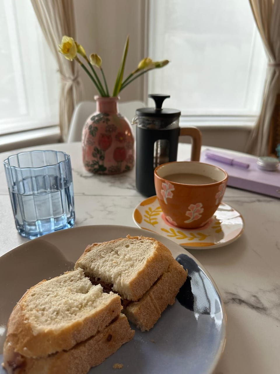 Home By The Sea Apartment in Eastbourne
