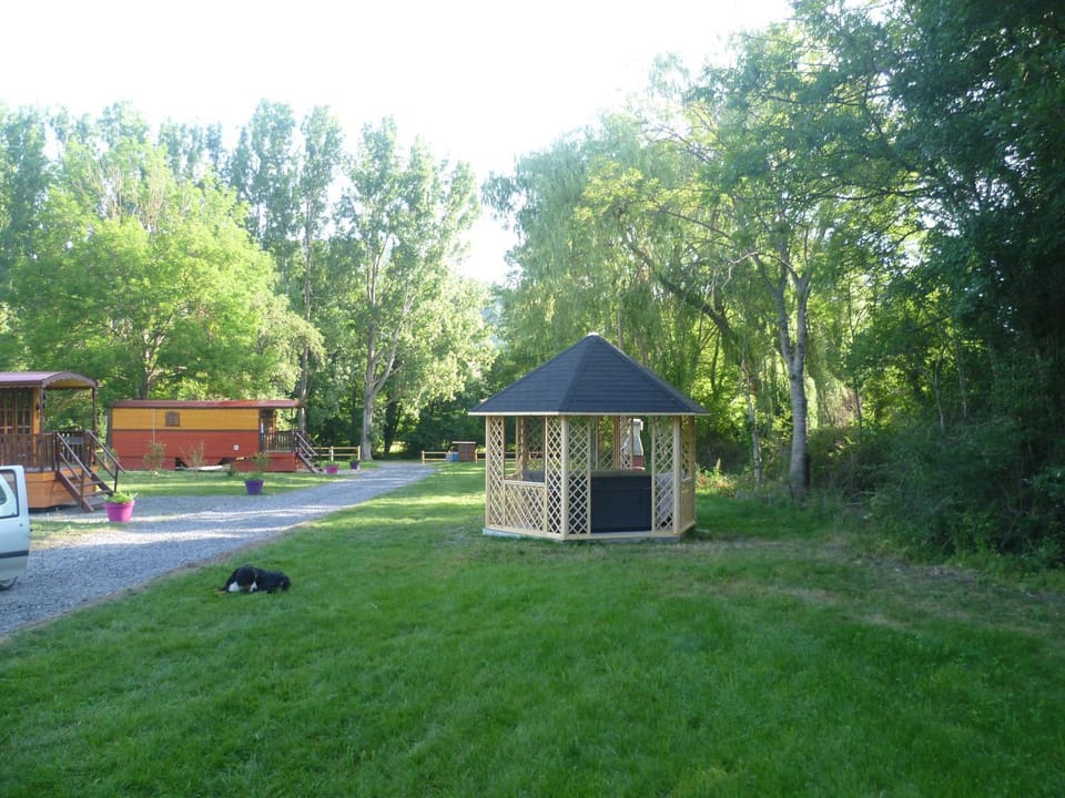 Day, Garden