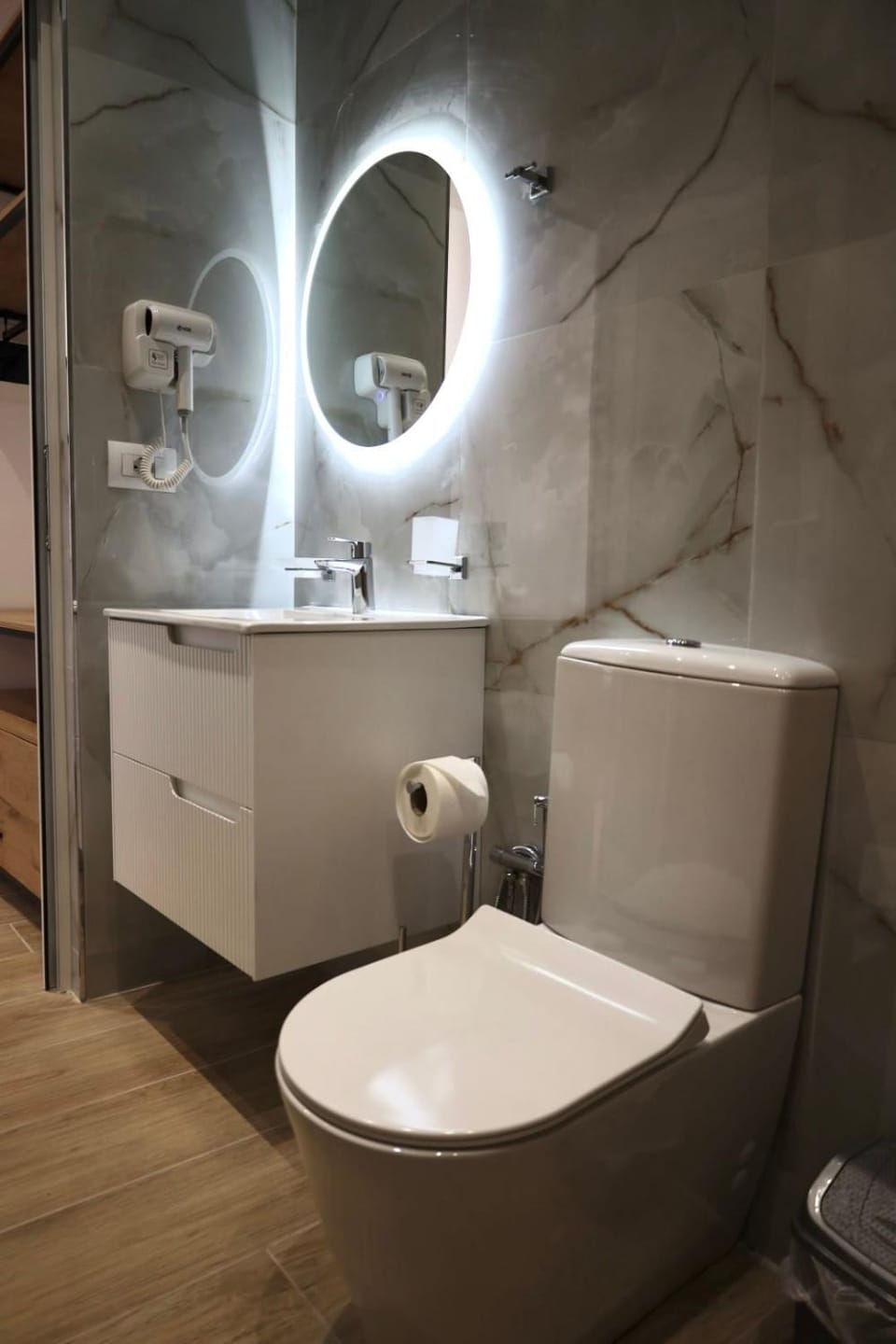 Rose Apartments Apartment in Ksamil