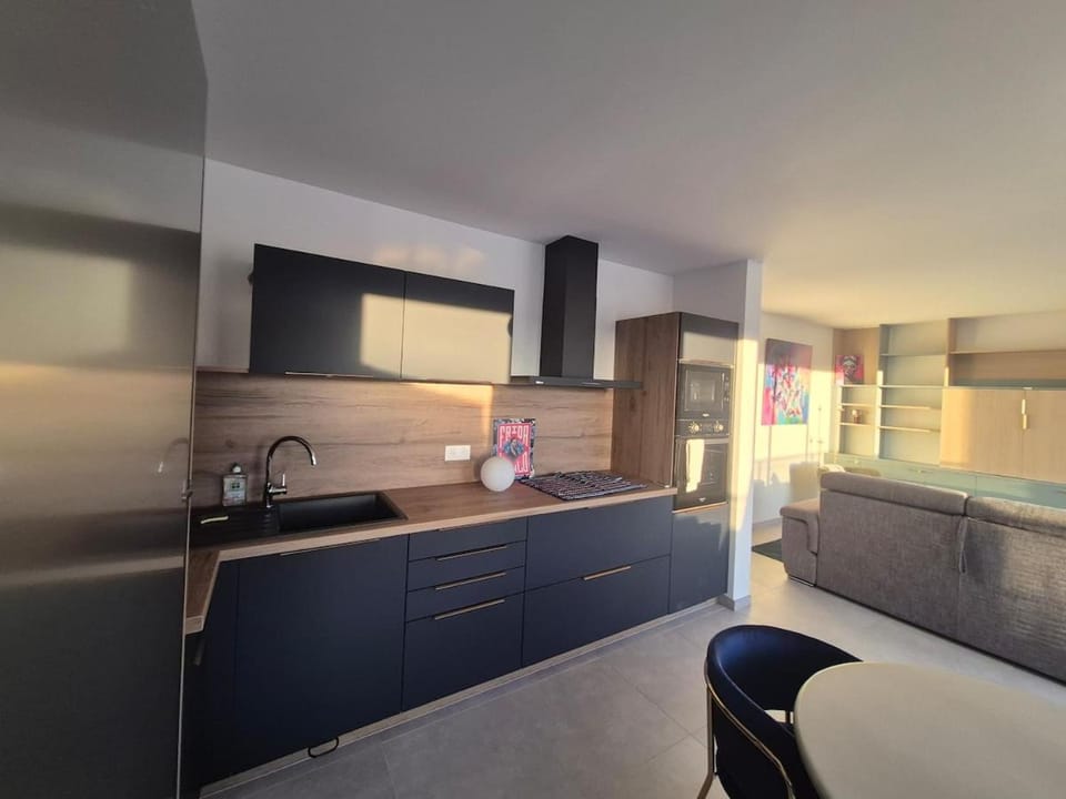 Frida, Terrasse exposée plein sud, Wifi, Parking double, Apartment in La Rochelle