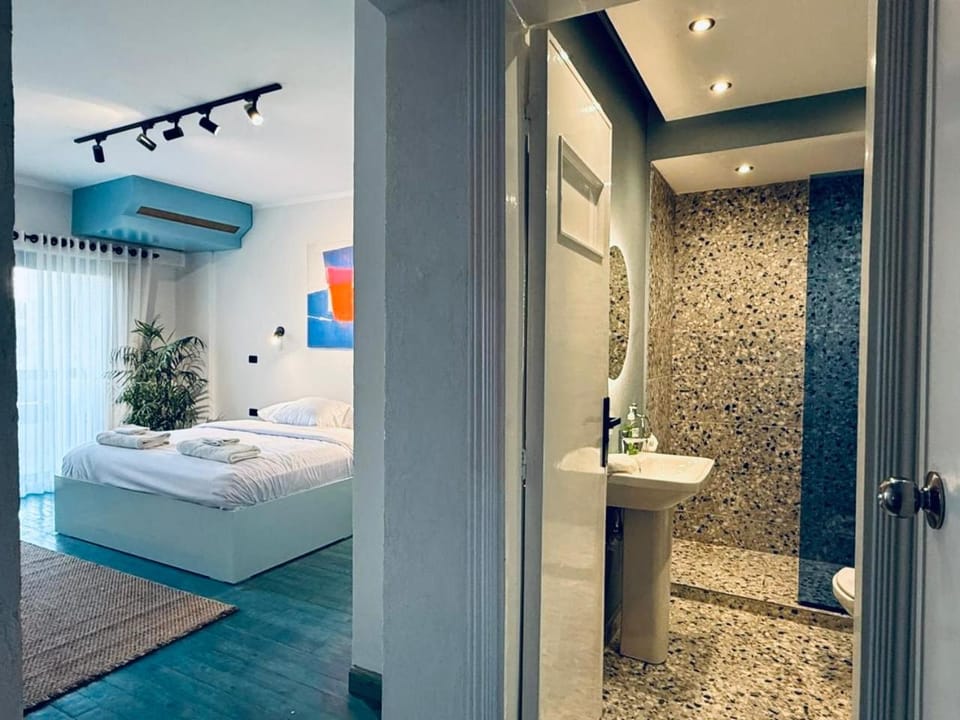 Colorful Edgy Duplex Apartment Apartment in Cairo