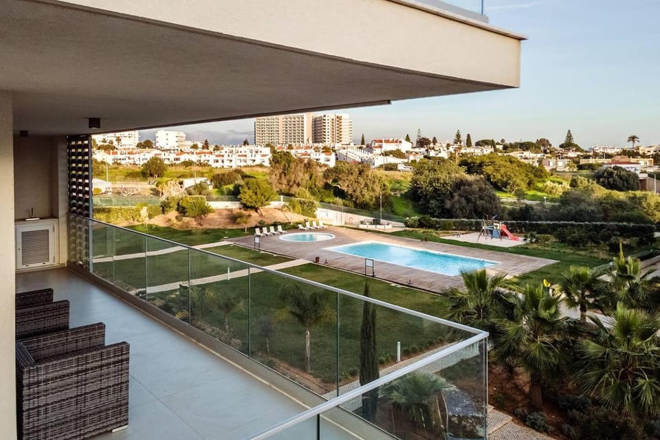 The Green Escape Albufeira Poolside Retreat Apartment in Albufeira