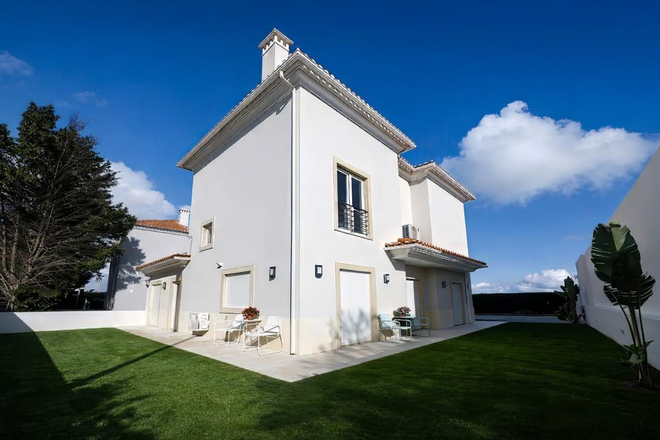 Property building, Garden, Garden view