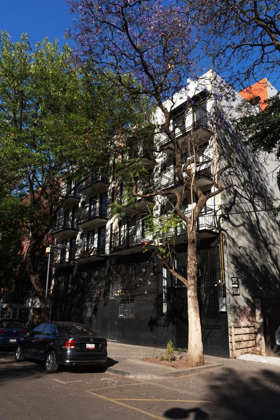 Property building, Day, Street view