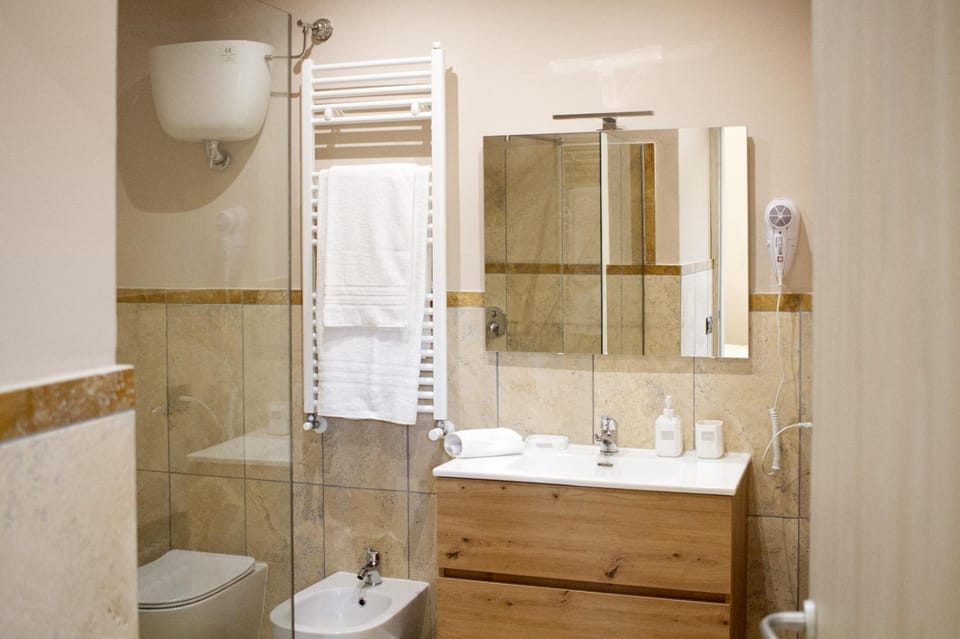 Edelwine GuestHouse Bed and Breakfast in Lazio