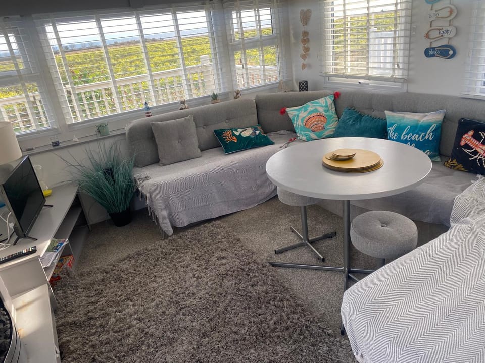 Down By The Bay - Whitley Bay Holiday Park Campground/ 
RV Resort in Whitley Bay