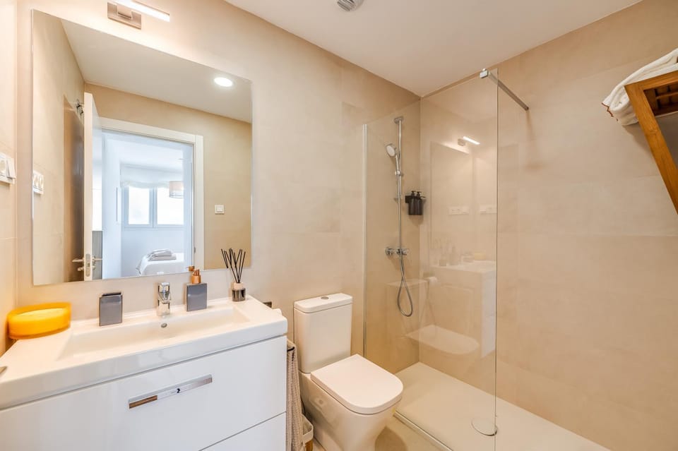 Shower, Bathroom
