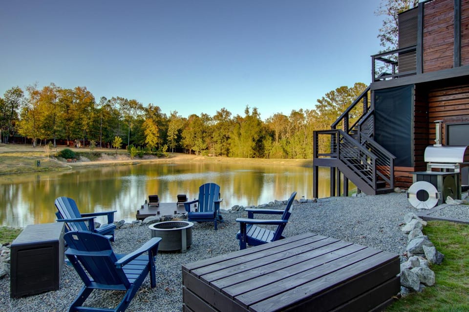 Natural landscape, Seating area, Lake view