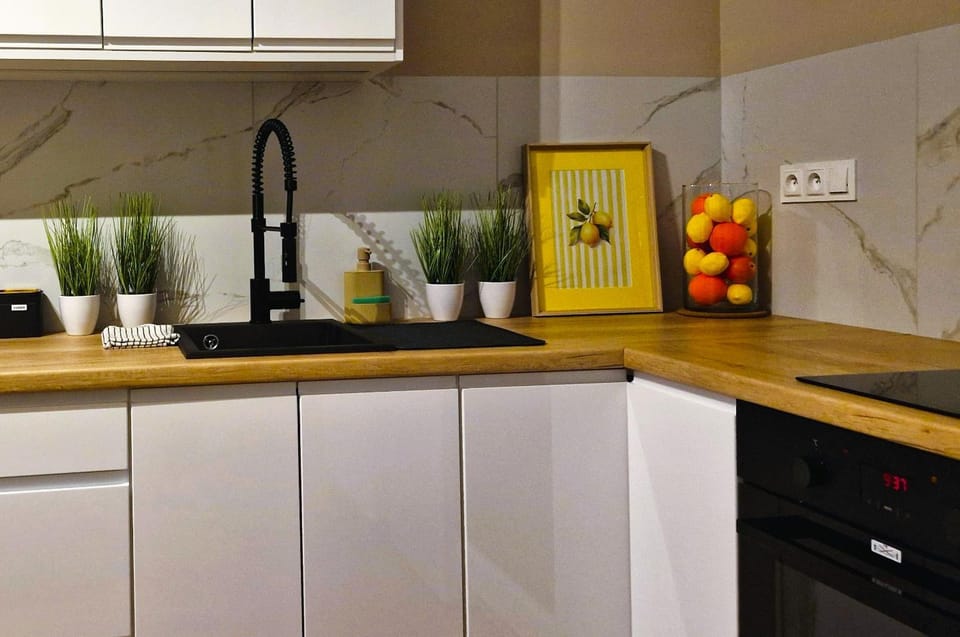 Kitchen or kitchenette, oven, stove, kitchen