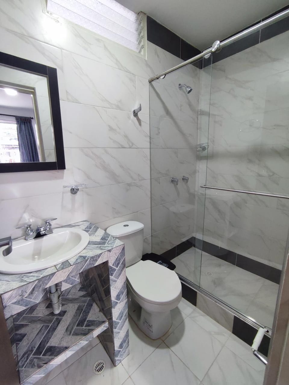 Shower, Toilet, Bathroom, bidet