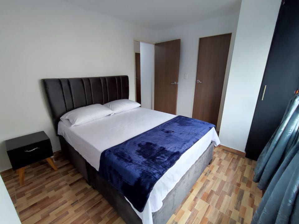 Bed, Photo of the whole room, Bedroom, wardrobe