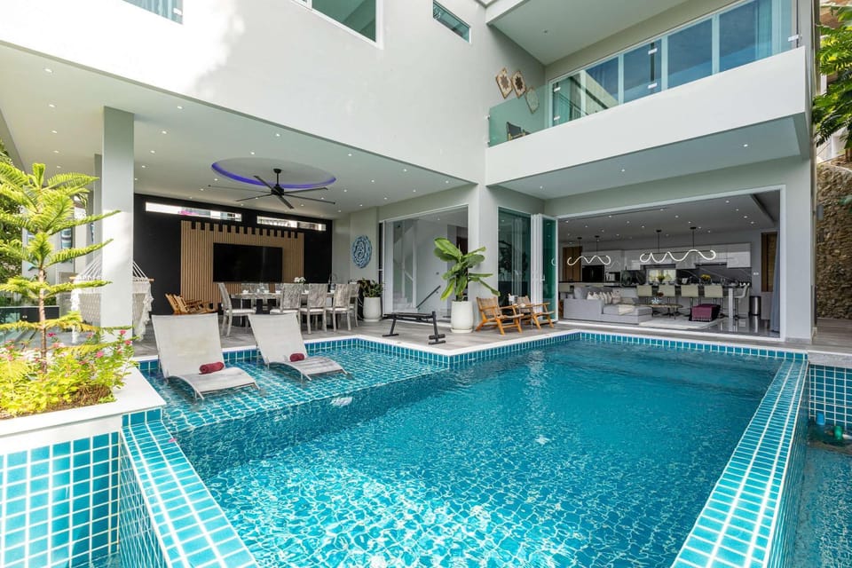 Seaview three bedroom villa in Bangtao area House in Choeng Thale