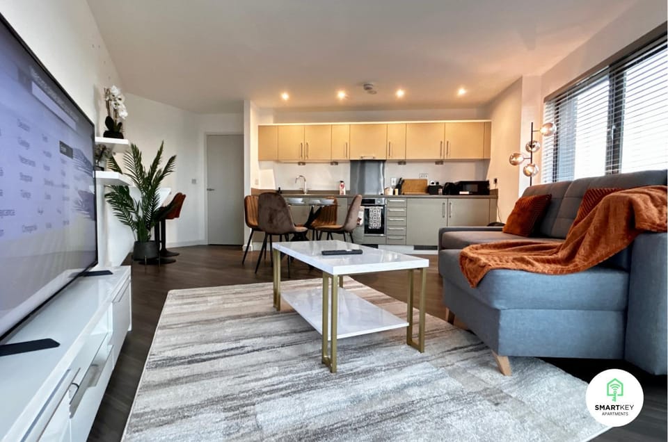 TV and multimedia, Kitchen or kitchenette, Living room, Seating area, pet friendly, stove