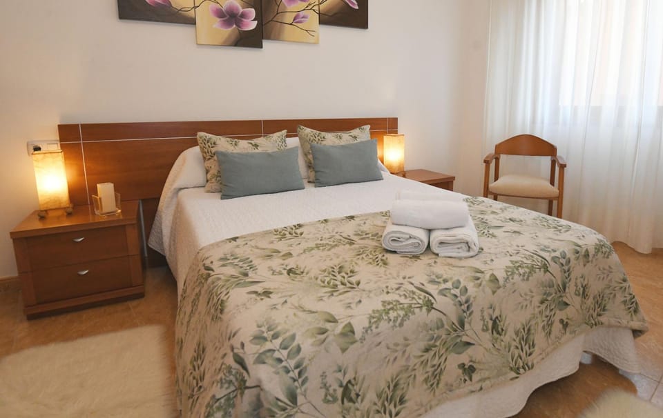 Bed, Photo of the whole room