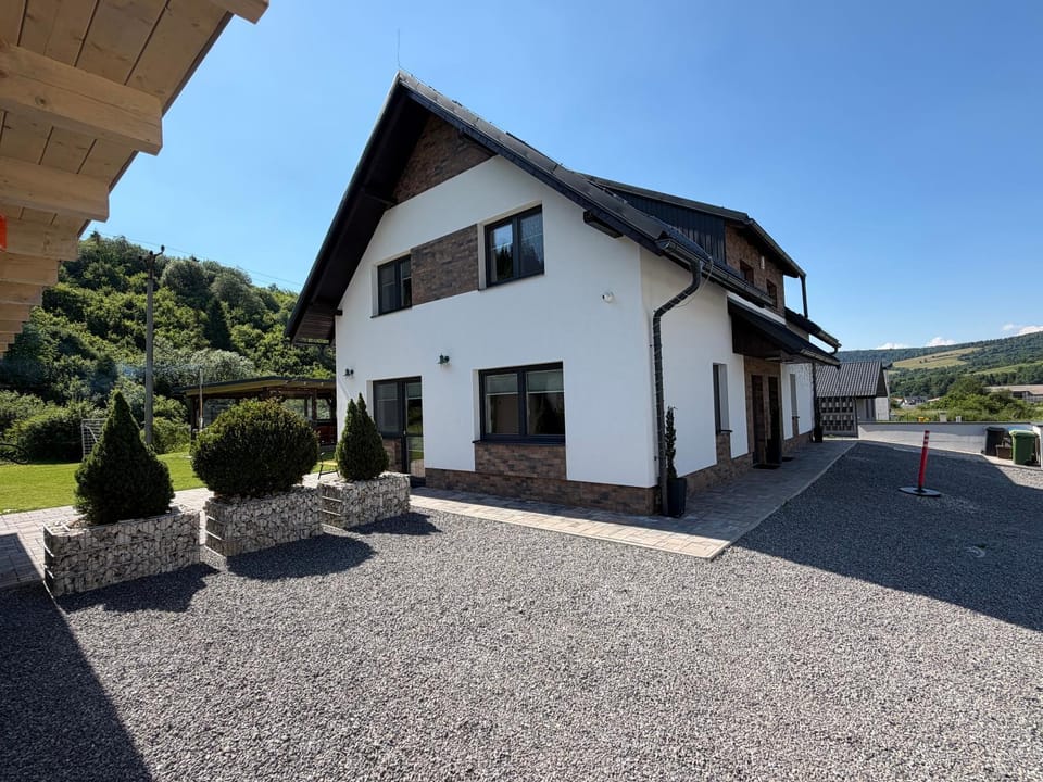 Property building, Neighbourhood, Natural landscape