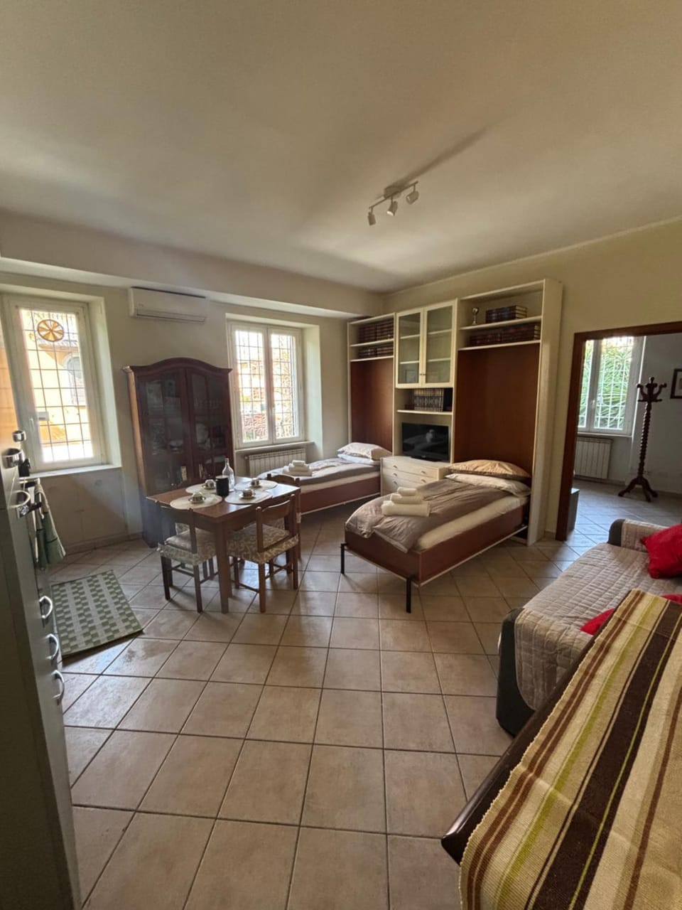 Living room, Bedroom
