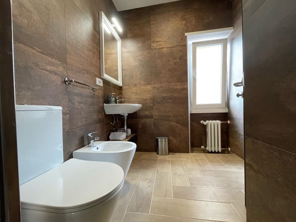 Shower, Toilet, Bathroom, bidet