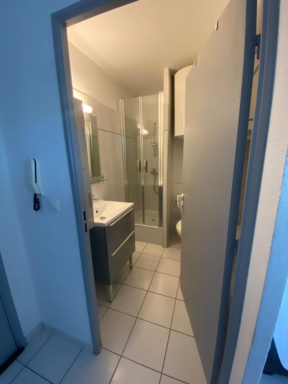 Shower, Toilet, Bathroom