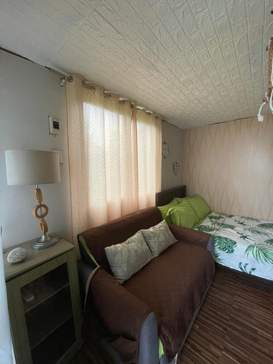 3bedroom Lakeview Casa Apartment hotel in Calabarzon