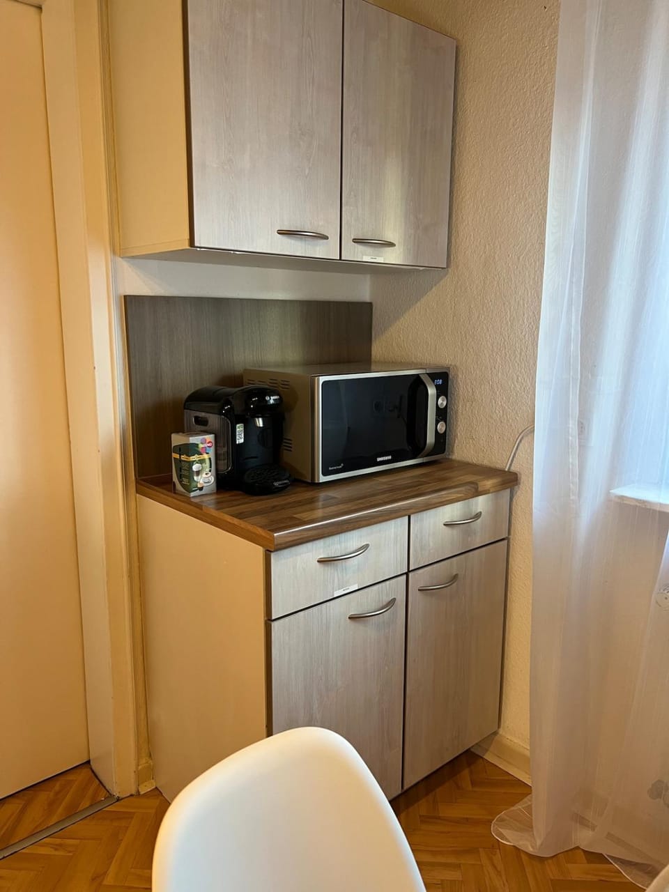 Coffee/tea facilities, Kitchen or kitchenette, microwave, washing machine