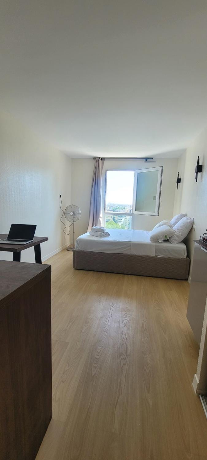 Charming Studio near Paris - La Défense Apartment in Puteaux