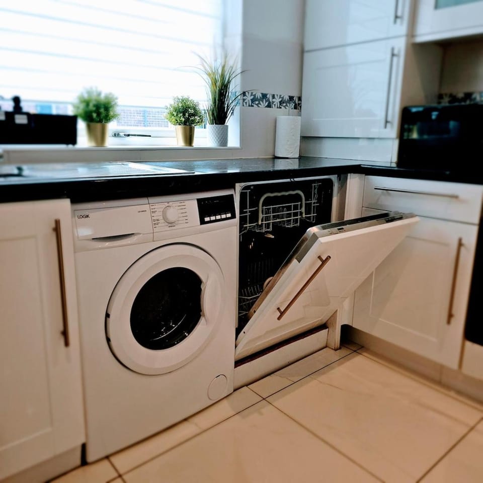 dishwasher, washing machine