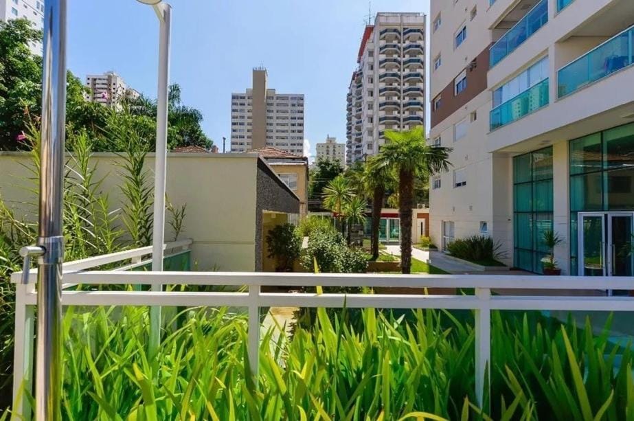 Define Pinheiros prático com Garagem e Ar 34 House in Sao Paulo City