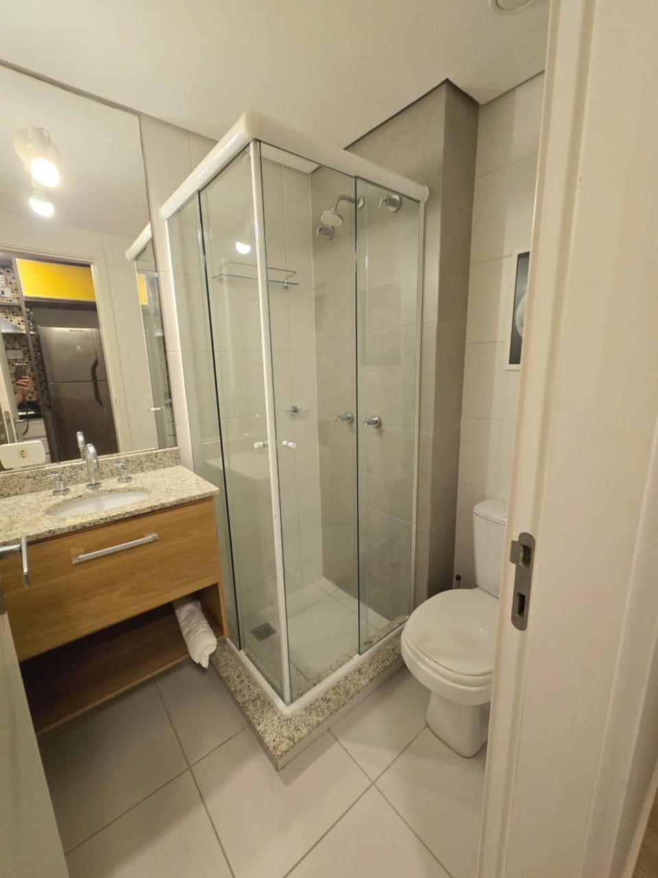 Lindo Studio, bem localizado com piscina e academia Apartment in Curitiba