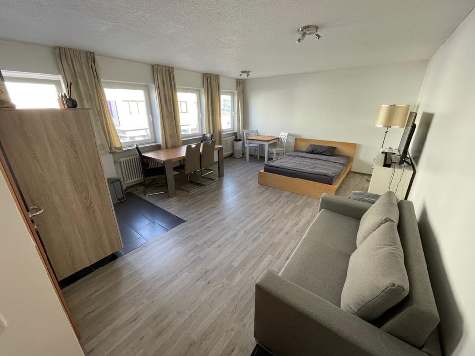 Living room, Photo of the whole room, Seating area
