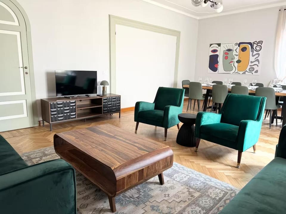 TV and multimedia, Living room