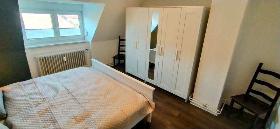 Bed, Photo of the whole room, Bedroom, wardrobe