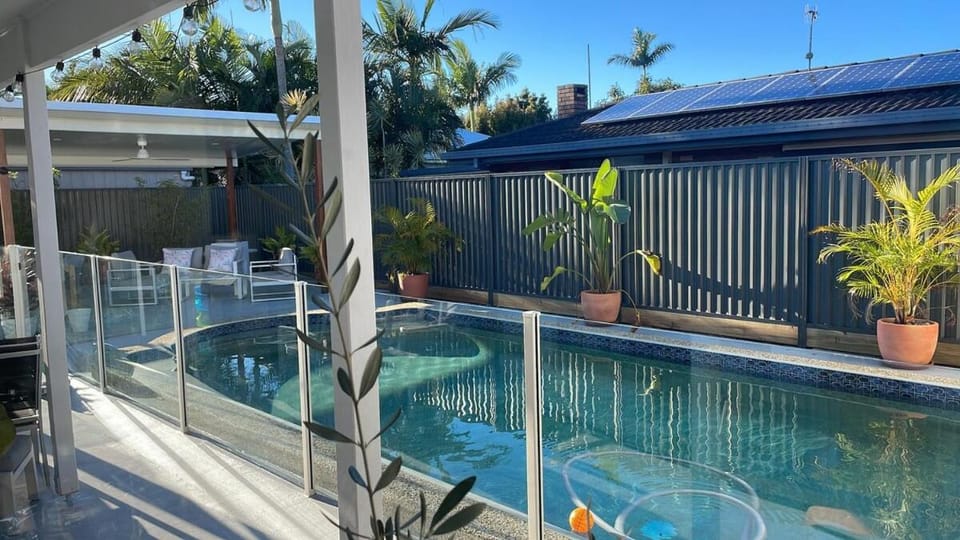 Pool view, Swimming pool