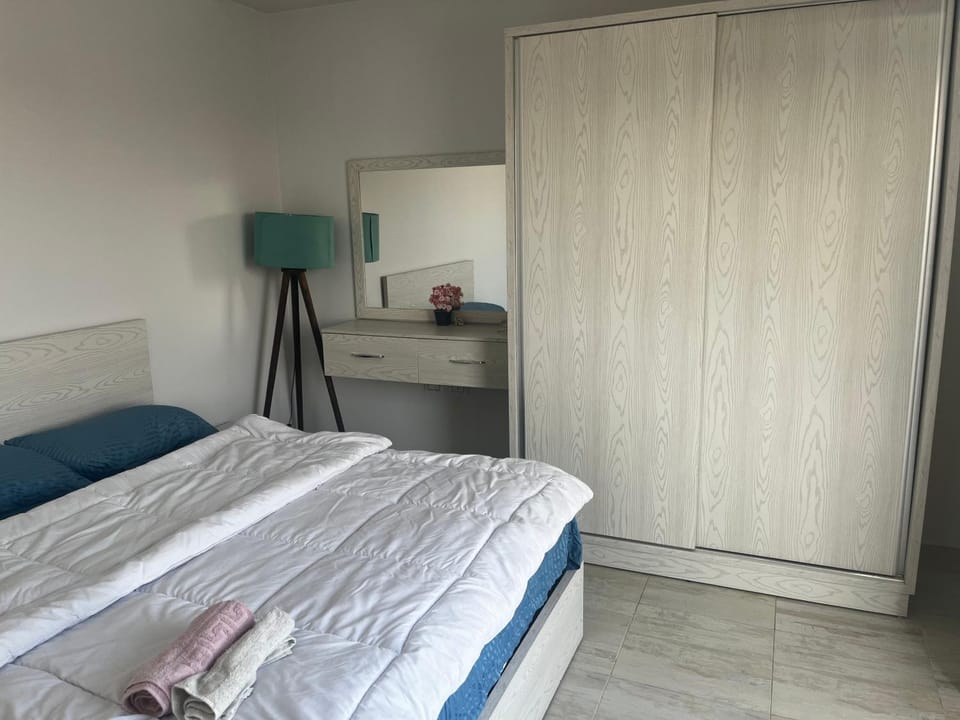 Bed, Bedroom, wardrobe