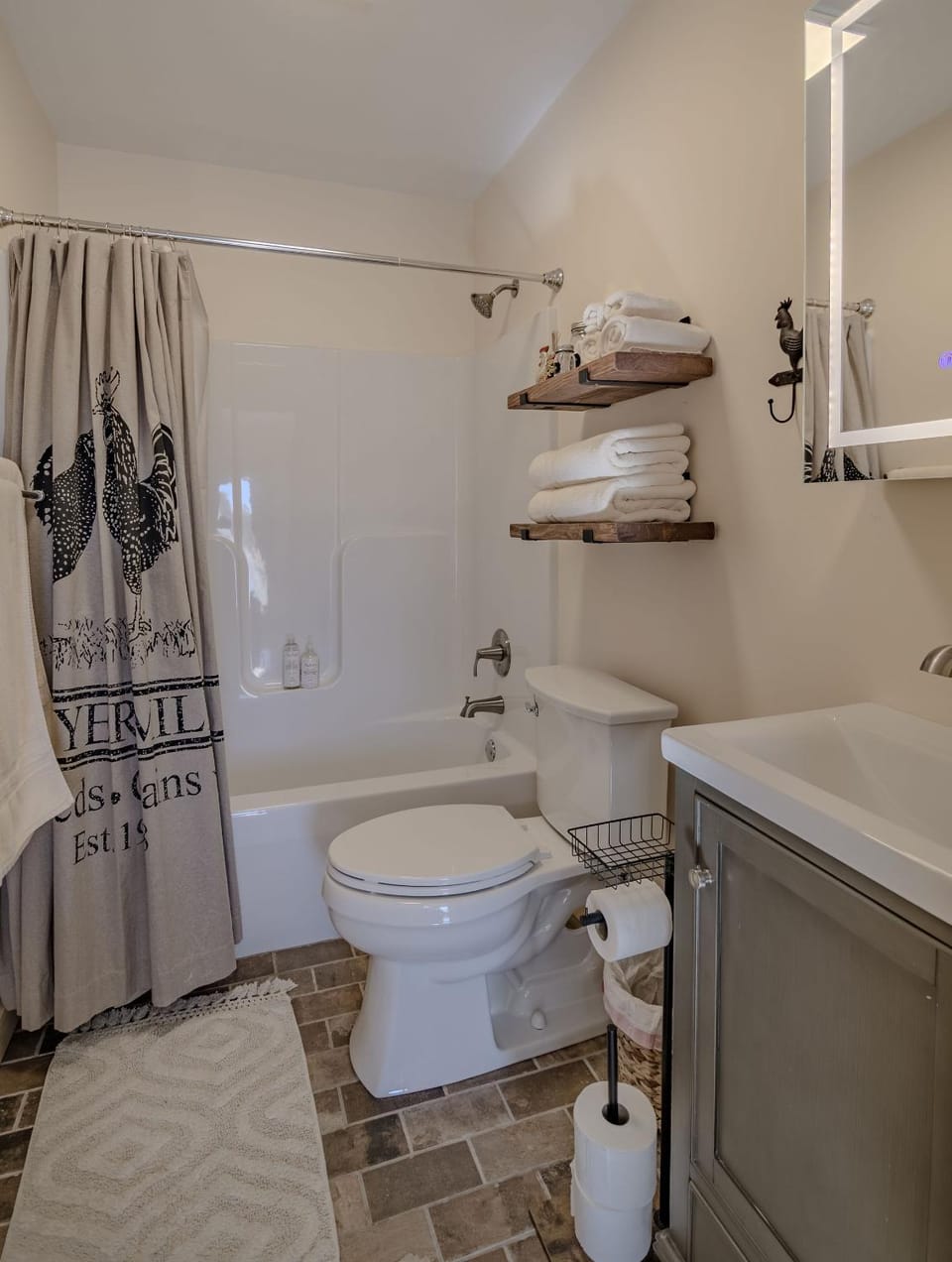 The Inn at Beulah Farm - The Coop Bed and Breakfast in Lake Cumberland