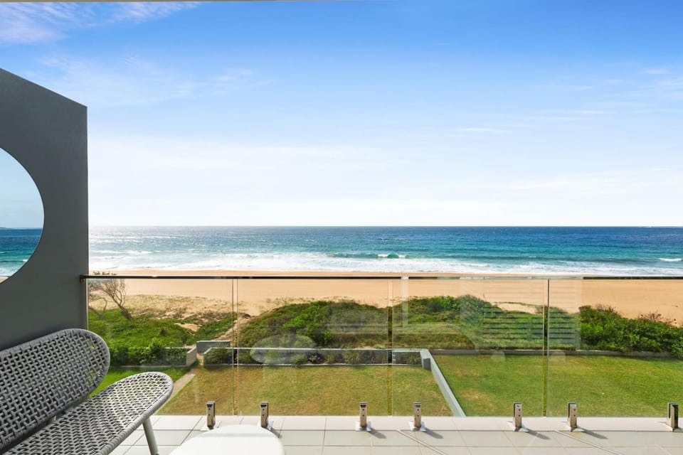 View (from property/room), Balcony/Terrace, Other, Beach, Sea view