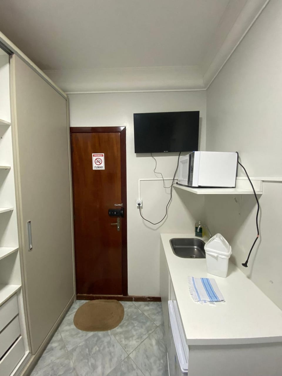 TV and multimedia, Kitchen or kitchenette
