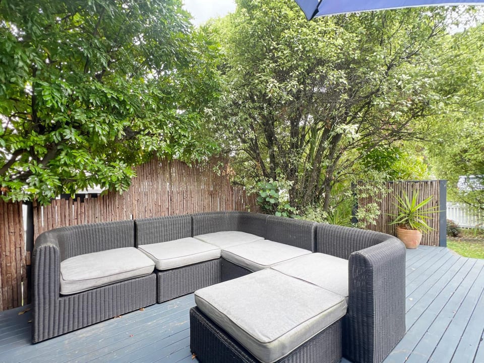 Garden, Seating area