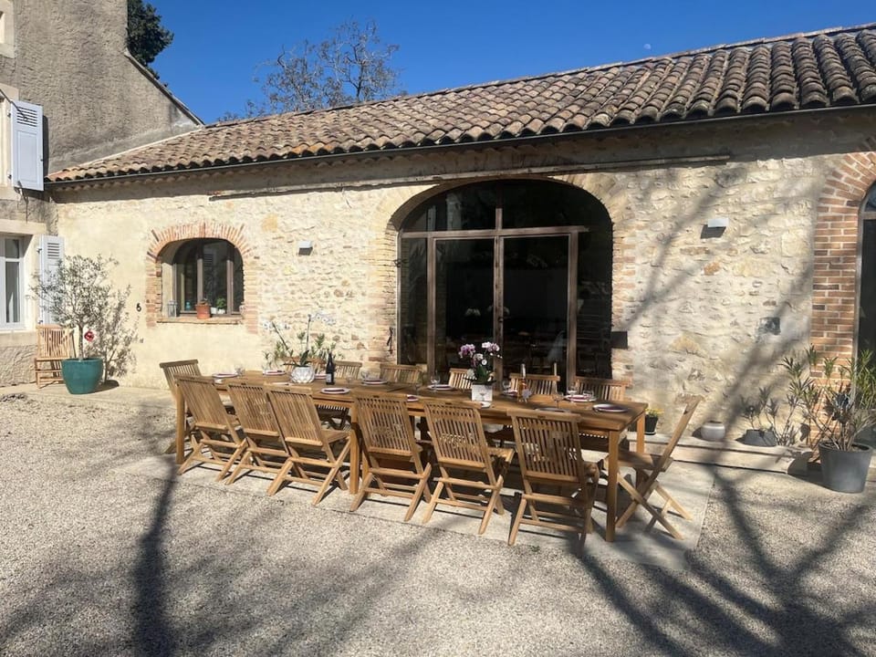 Mas Constantin - piscine, jeux pour enfants et vue sur les montagnes Villa in Provence