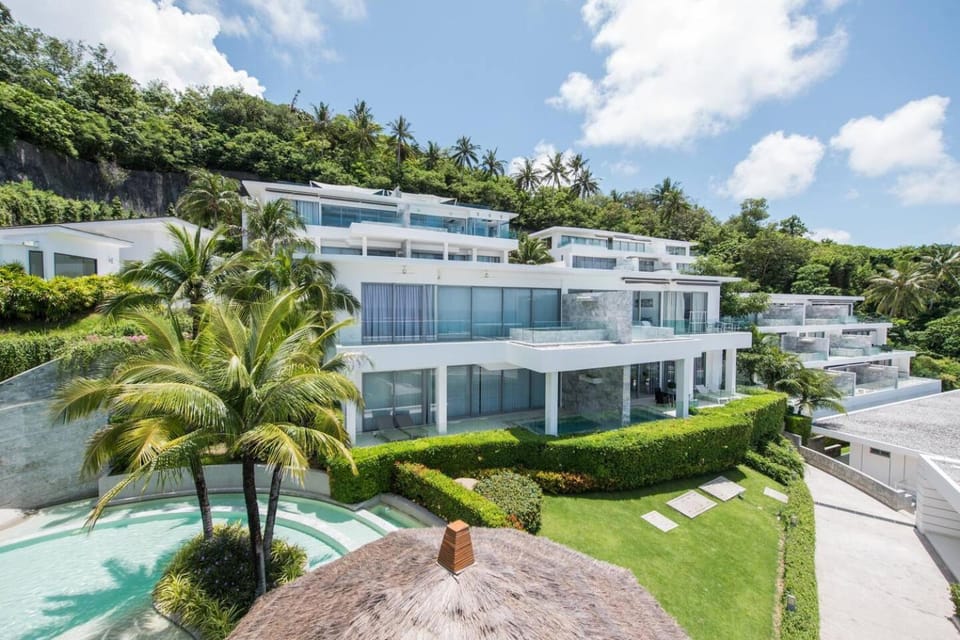 Property building, Garden view
