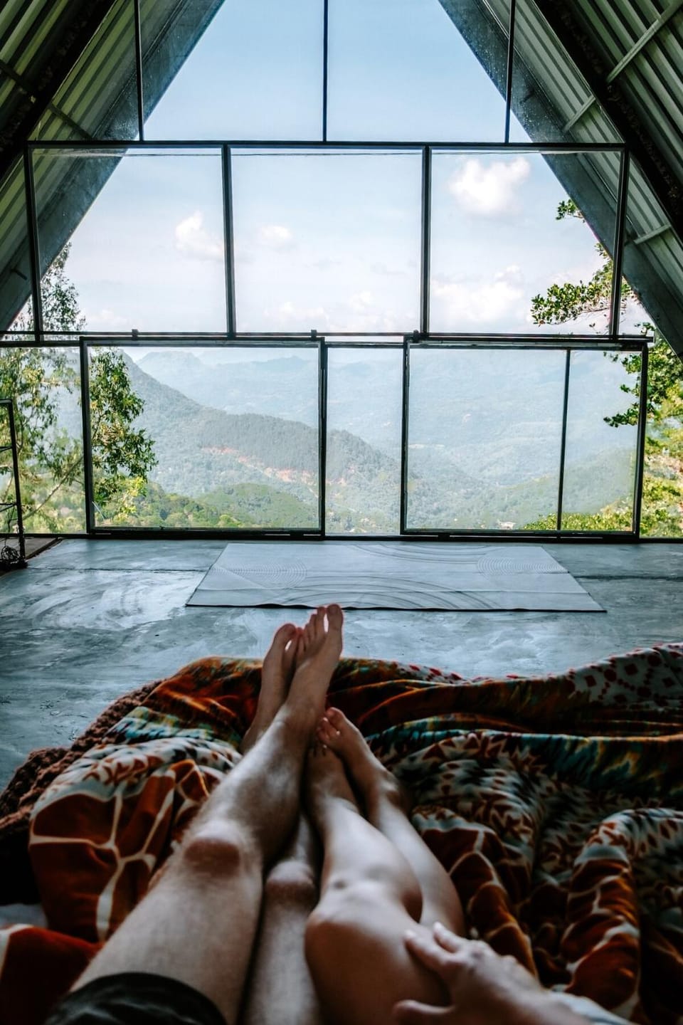 Bed, Mountain view