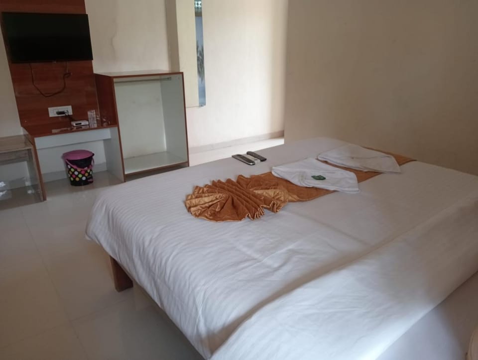 Atithi farmhouse Hotel in Alibag