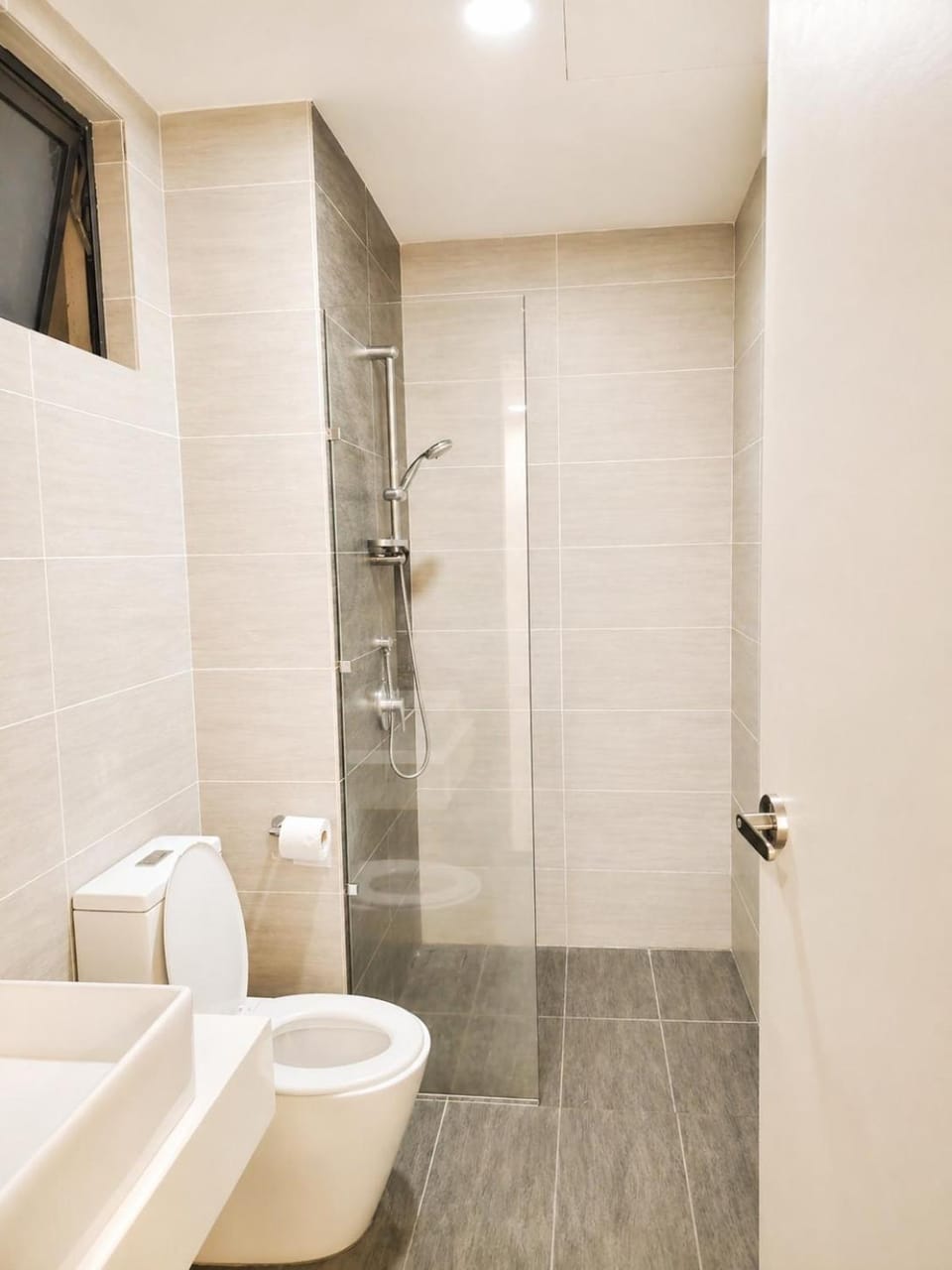 Shower, Toilet, Bathroom