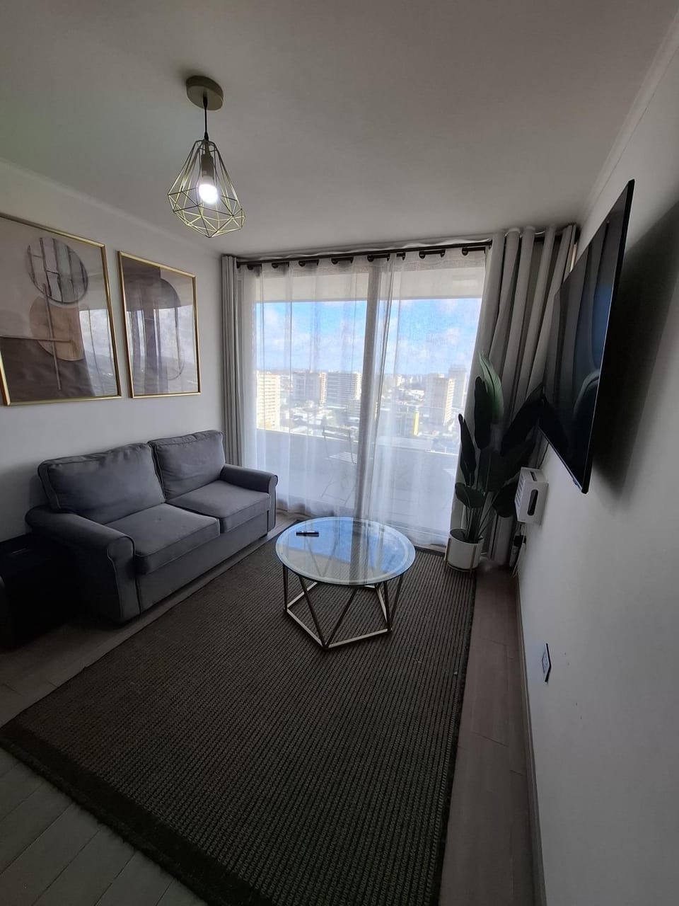 Communal lounge/ TV room
