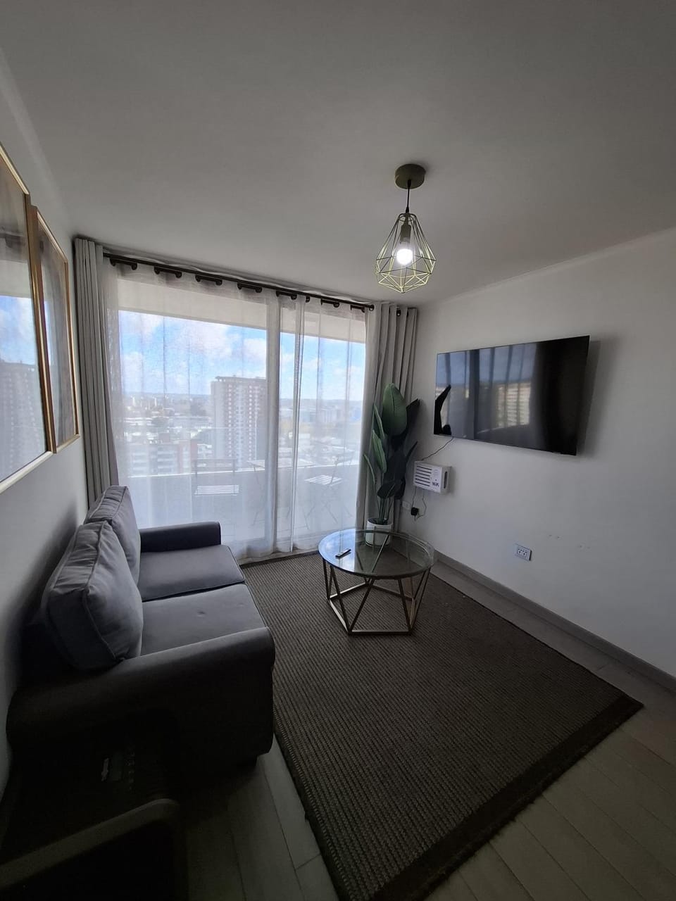 Communal lounge/ TV room