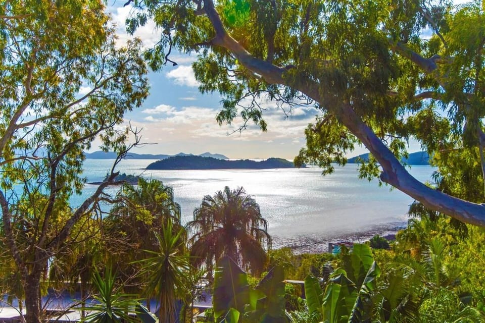 Sunset Waters 10 & Free Buggy - Hamilton Island Apartment in Whitsundays