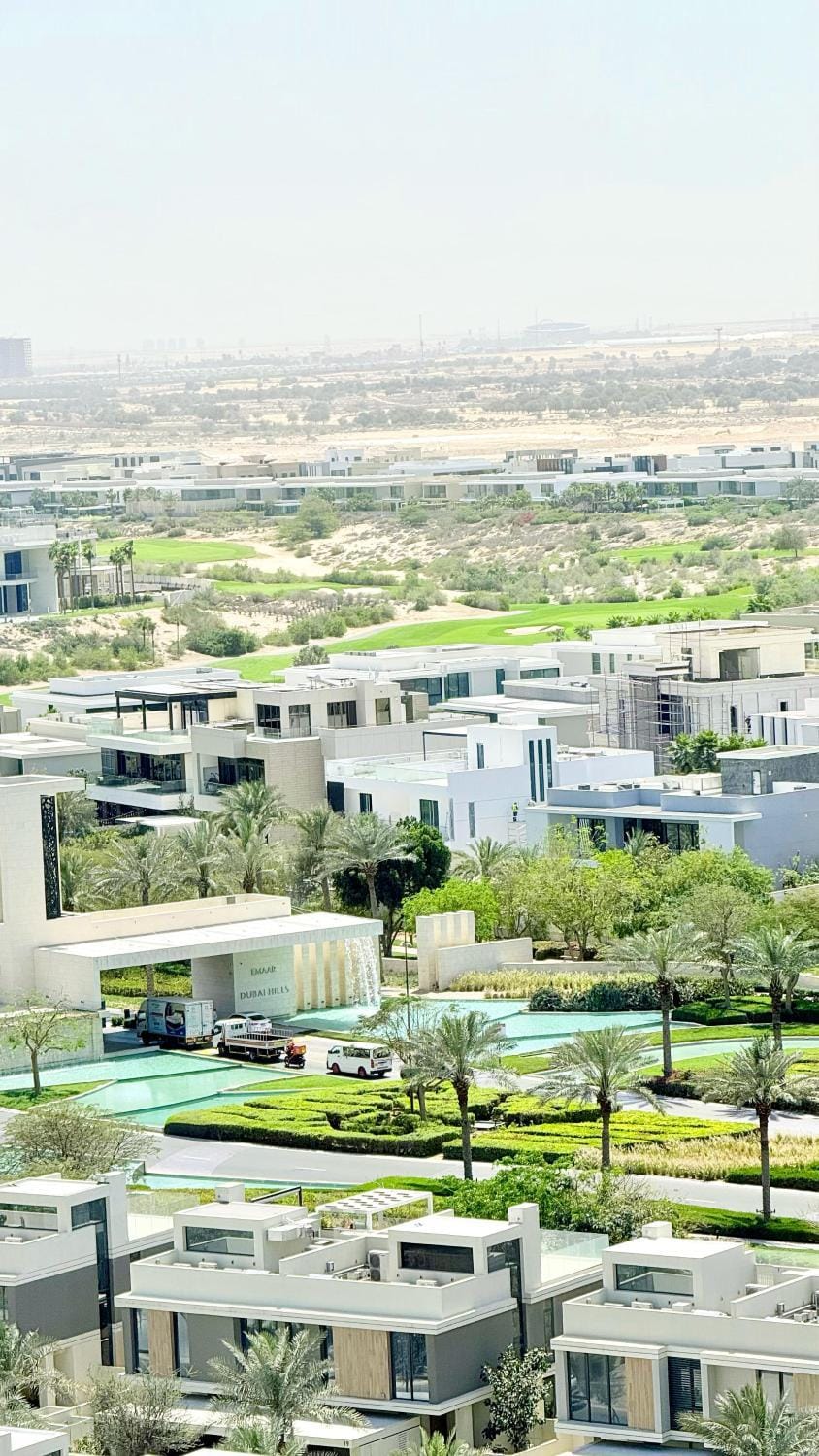 One bedroom Full view Dubai Hills Apartment in Dubai