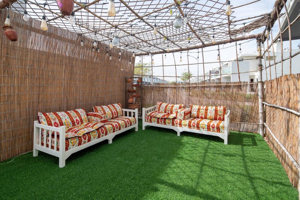 Garden, Seating area