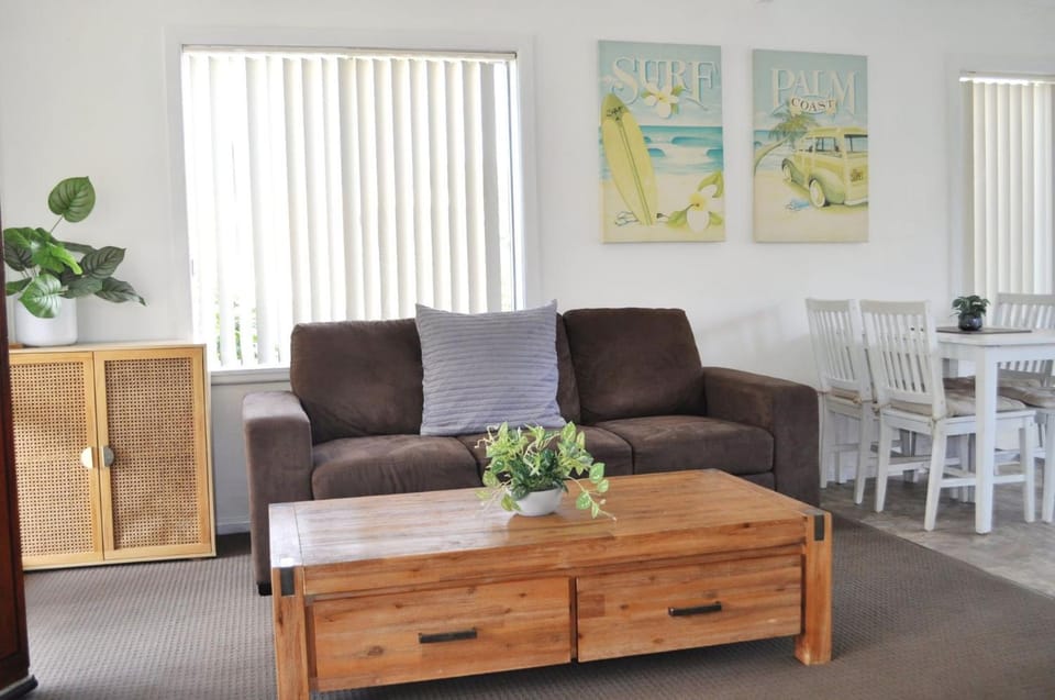 Capeview 2 - Bring your own linen Apartment in South West Rocks