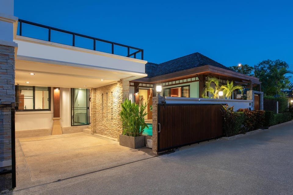Property building, Night