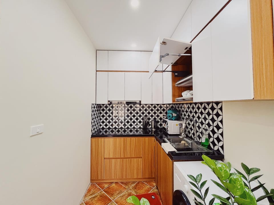 Kitchen or kitchenette, stove